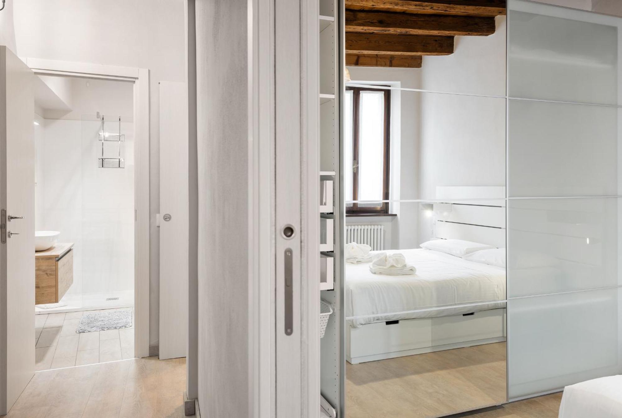 Flats4Rent Irene Apartment Verona Luaran gambar
